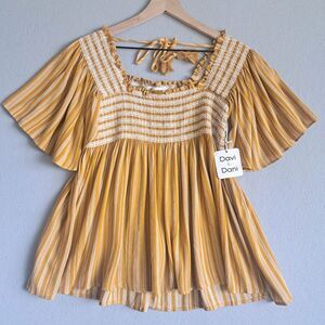 Davi & Dani Womens Medium Mustard Yellow Off Shoulder Boho Peasant Top Rayon NWT